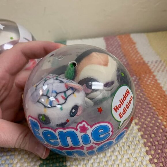 Squeezamals Holiday Edition Eenie Teenies Exclusive Mystery Packs - Picture 4 of 4